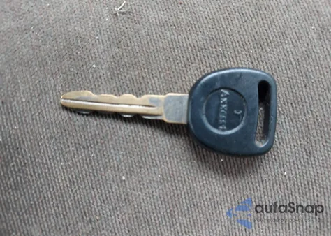 2001 Chevrolet S-10 Ls из США, поврежденный, VIN 1GCCS19W118228581